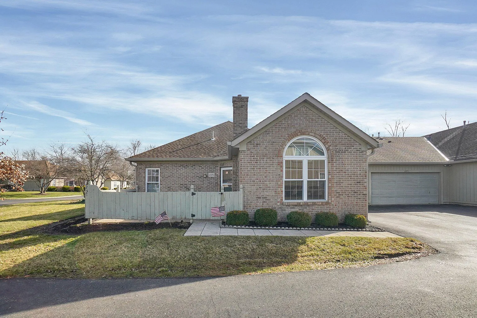 2375 Willowside Ln photo 1