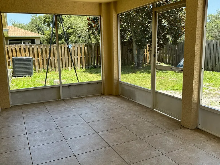 4058 Wilkes Dr — Photo 29