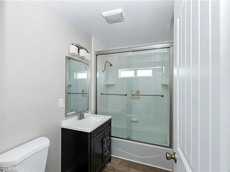 4694 Pedley Ave — Photo 12