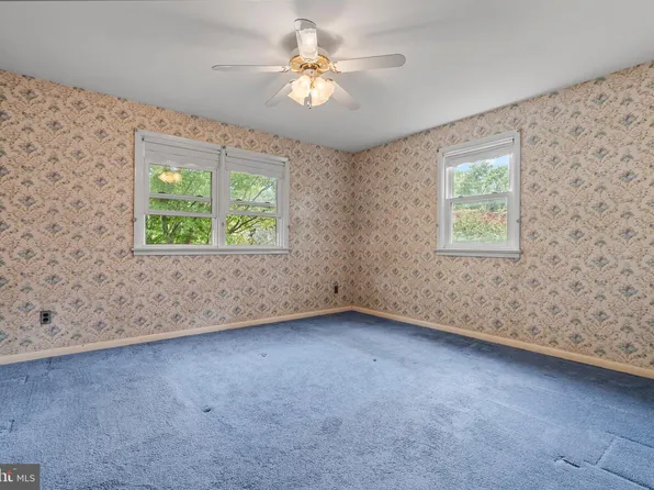 219 Camden Ave, Voorhees, NJ 08043