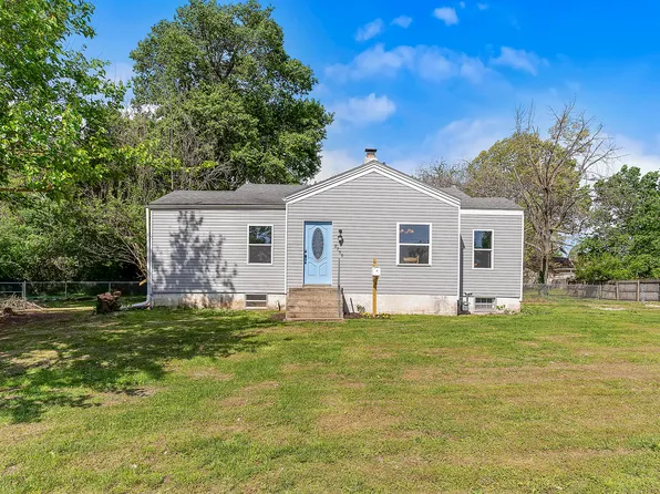 2755 N Campbell Avenue, Springfield, MO 65803