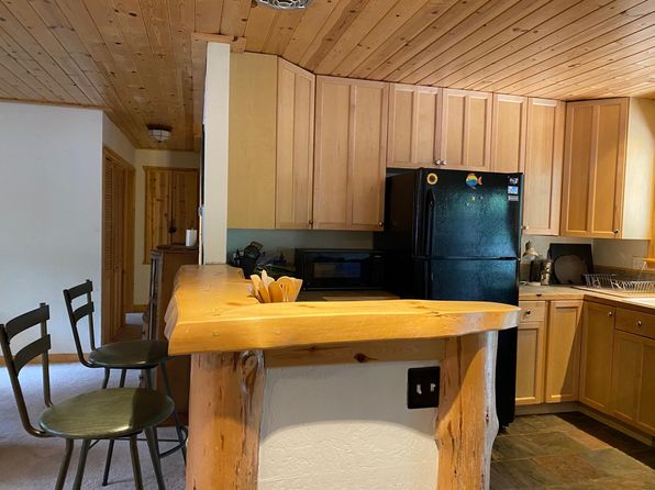 1523 Cree St, South Lake Tahoe, CA 96150