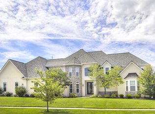 4458 Silver Oak Dr, Avon, OH