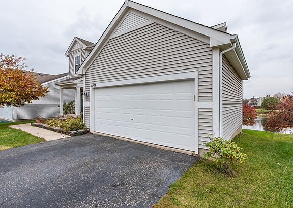 2nd image of 1911 Marsh Meadow Ln