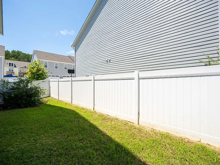 1842 Young Rd SE — Photo 12