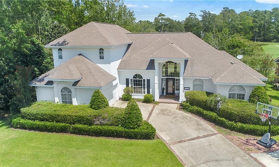 1st image of 143 Acadian Ln