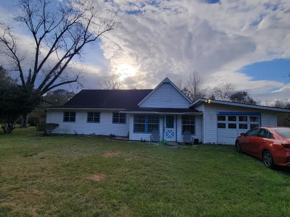 11213 Easley Rd, Moss Point, MS 39562