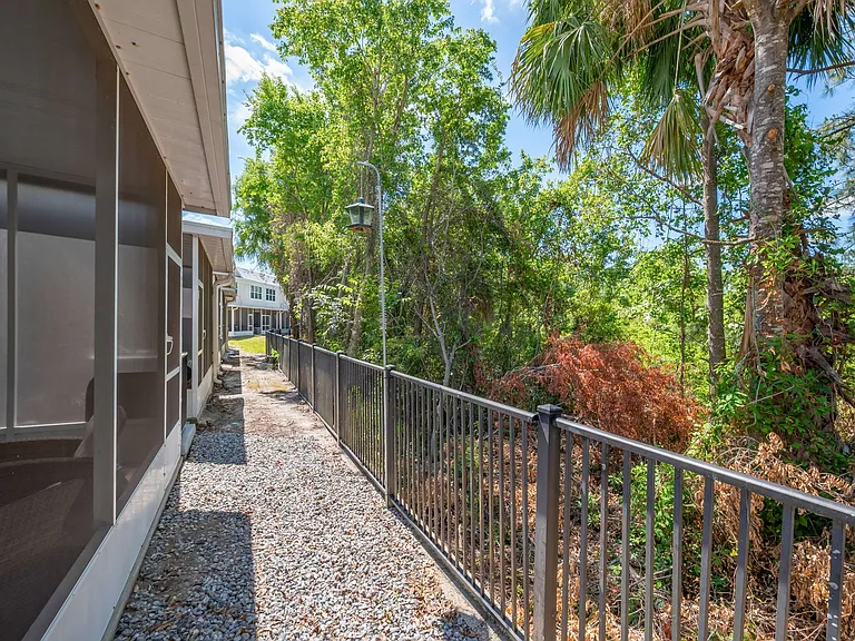26544 Chimney Spire Ln — Photo 17