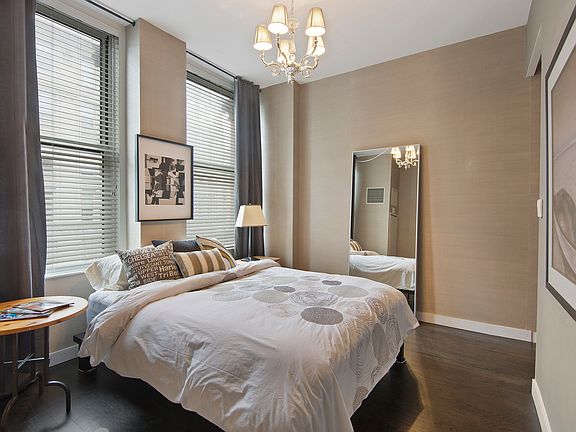 4th image of 650 6th Ave APT 5B