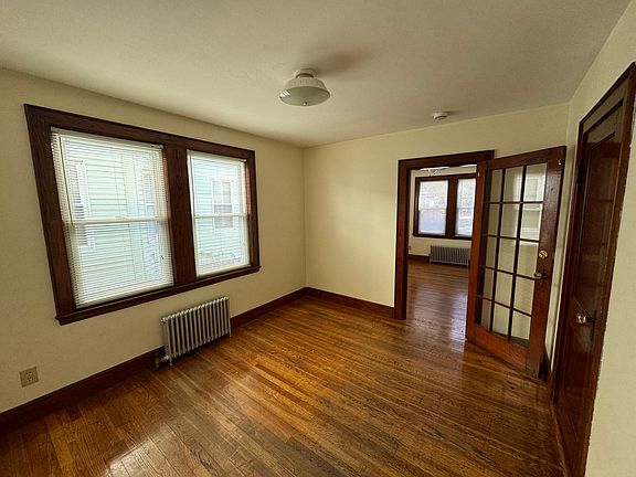 4th image of 62 Broadway APT 1R
