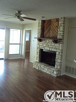 3rd image of 1256 Cougar Dr APT 6