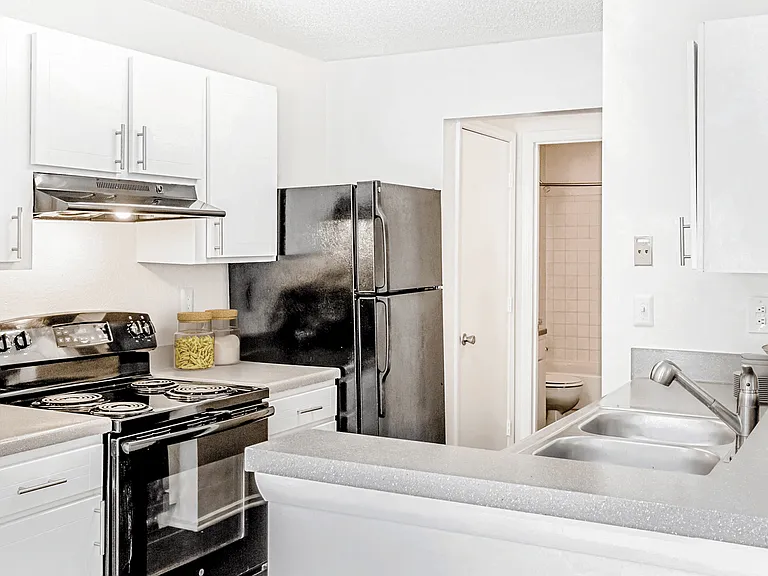 7916 Harris Hill Ln — Photo 88