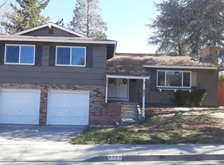 2700 Scholl Dr, Reno, NV 89503