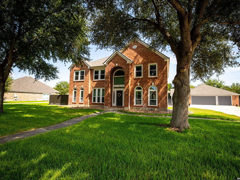 1st image of 195 LAS BRISAS BLVD