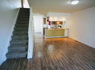 6976 W Mississippi Ave, Lakewood, CO 80226