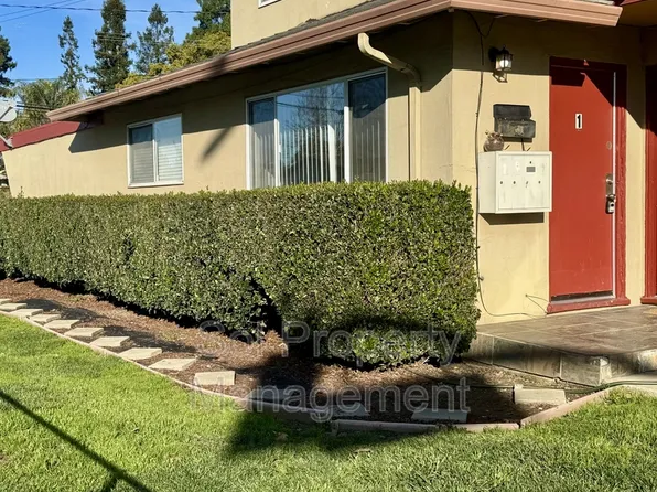 1053 W Hamilton Ave #1, Campbell, CA 95008