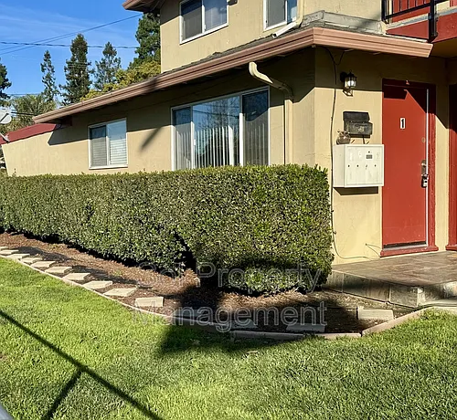 1053 W Hamilton Ave #1 Photo 1