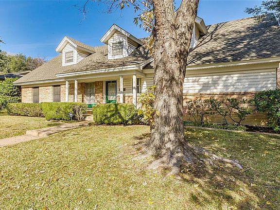 3rd image of 3724 Glenmont Dr