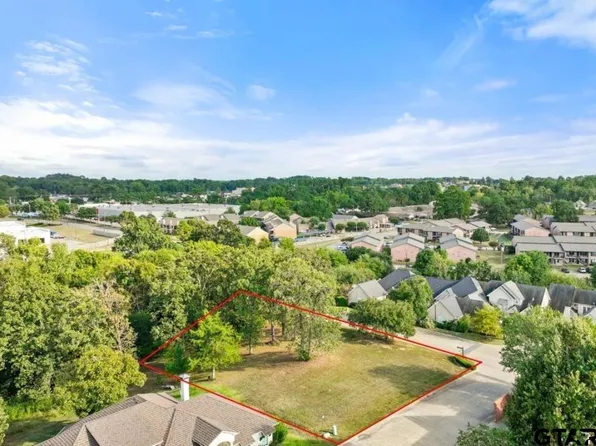 605 Ridgecreek Dr, Tyler, TX 75703