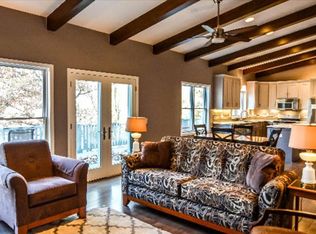 461 Drake Ridge Dr, Hayesville, NC 28904