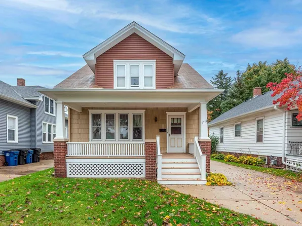 1717 Carlisle AVENUE, Racine, WI 53404