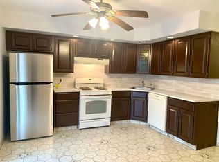 139 W 28th St FLOOR 1, Bayonne, NJ 07002