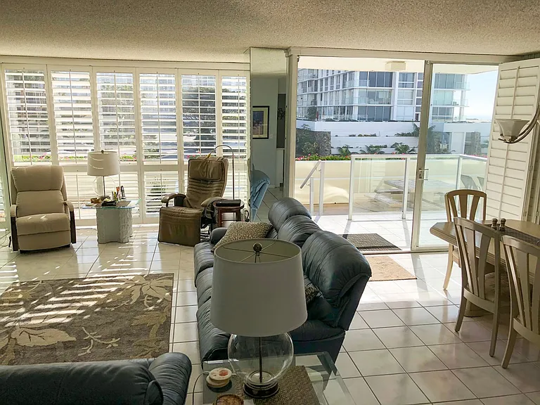 1730 Avenida Del Mundo #110 — Photo 11