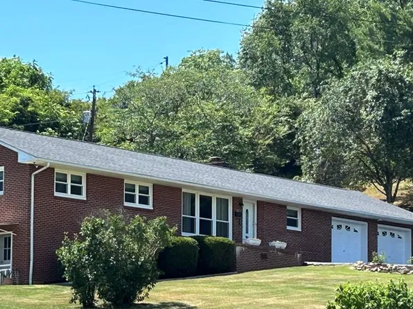 109 Edgar St, Lebanon, VA 24266