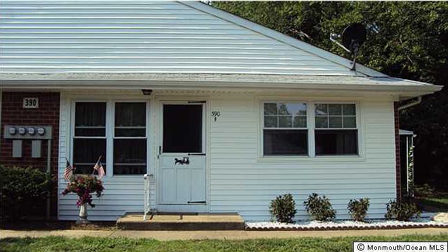 1st image of 390 Fairway Lane #B