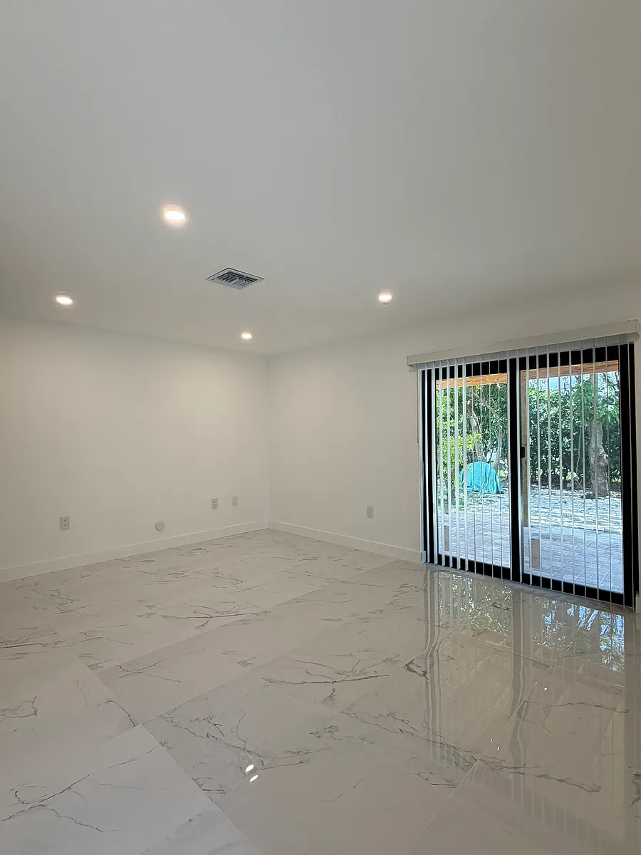 Building Photo - 20143 SW 89th Ave #2043