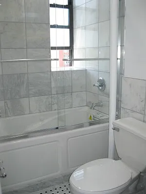 Rented by Tower Brokerage | media 30