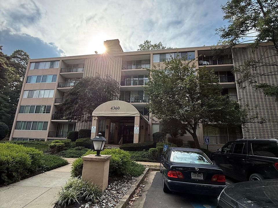 1st image of 4360 Ivymount Ct APT 28