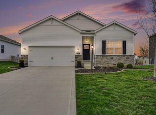 298 Shady Hollow Dr, Commercial Point, OH