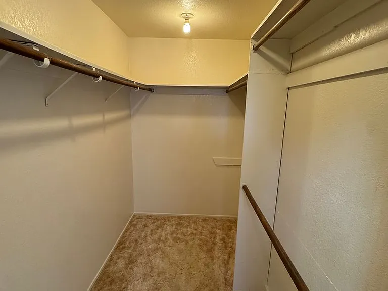 1571 Vista Grande Ln — Photo 20