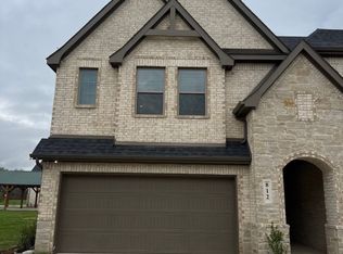 812 Homeplace Cir, Mansfield, TX 76063