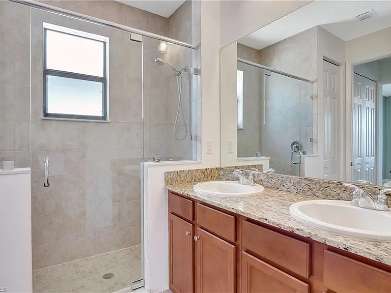 5374 Ferris Ave — Photo 26