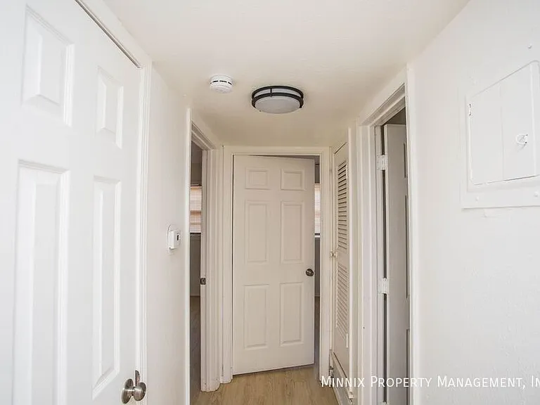 5005 Avenue W #3 — Photo 10