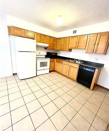 5th image of 724 Vouray Dr #C