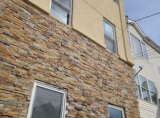 1087 William St, Elizabeth, NJ 07201