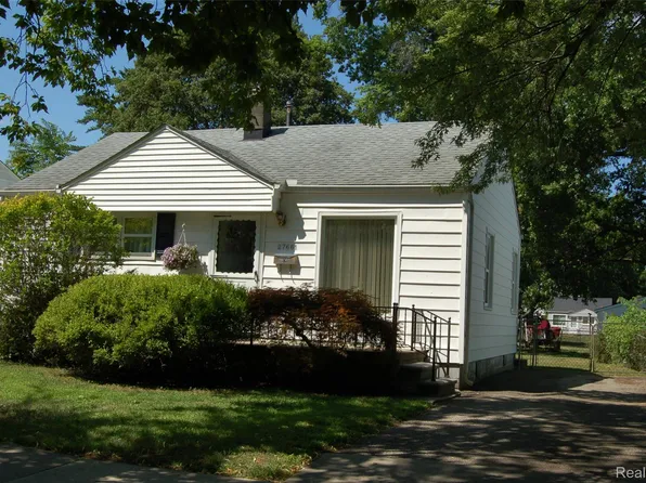 27661 Dartmouth St, Madison Heights, MI 48071