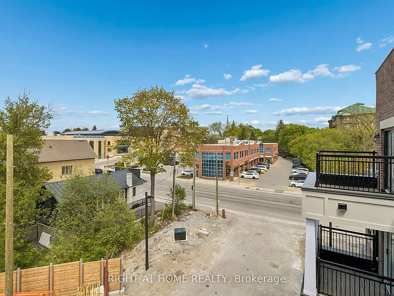 15100 Yonge St #206 — Photo 37
