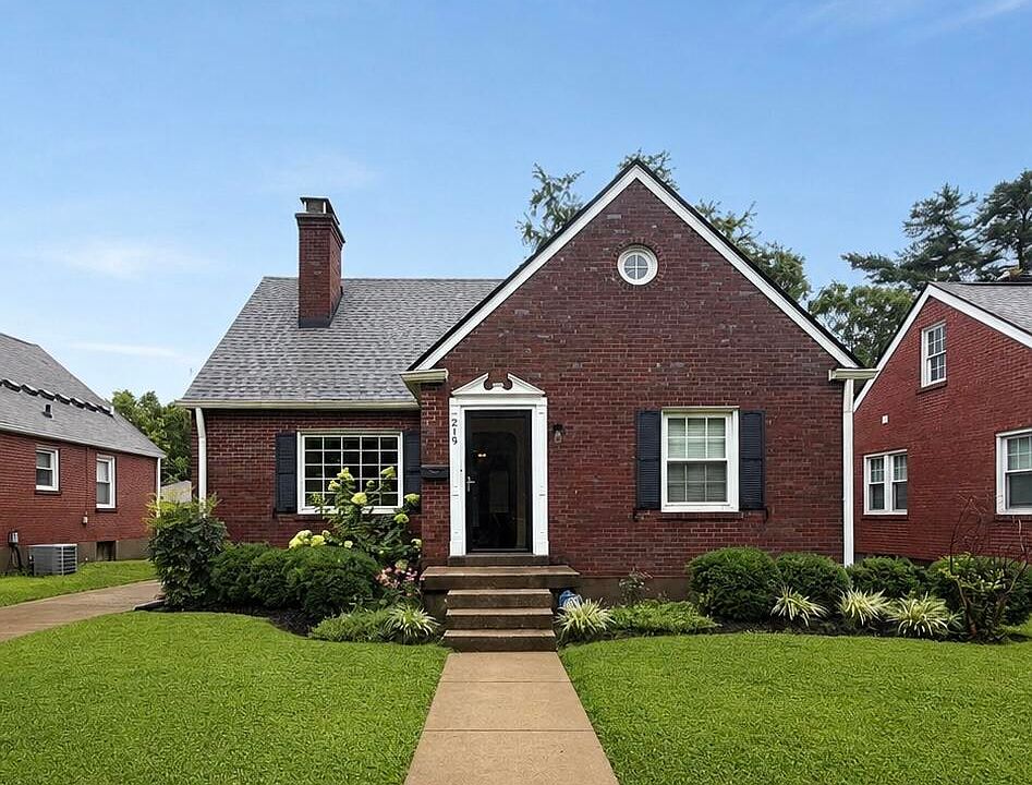 1st image of 219 Ridgeway Ave