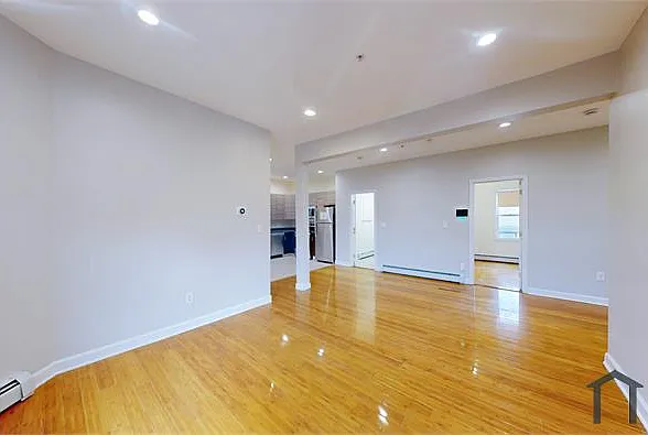 7 Estella St #3 — Photo 12
