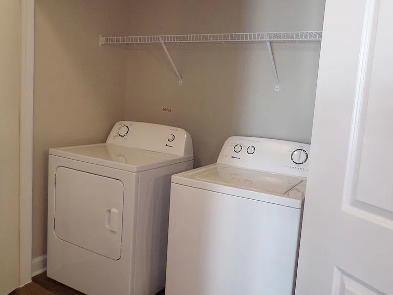 Clairmont at Trinity — Photo 168