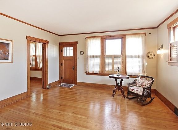 3rd image of 501 Stewart Ave