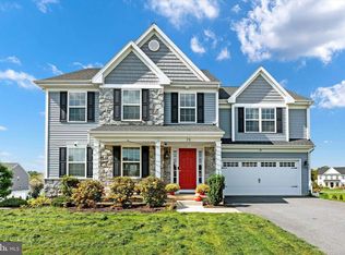 75 October Glory Trl, Ephrata, PA 17522