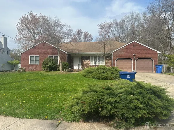 1177 Aaron Rd, North Brunswick, NJ 08902