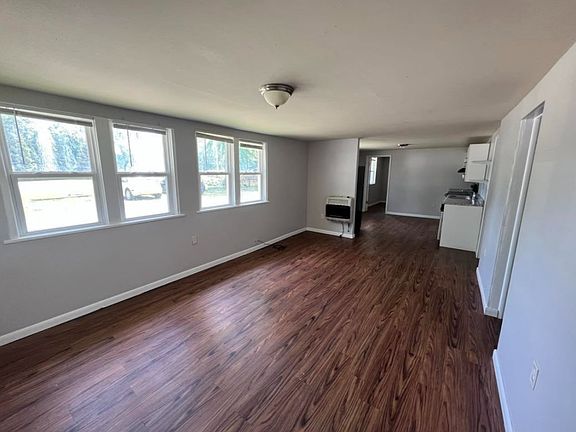 3rd image of 61 N Gregory St #D
