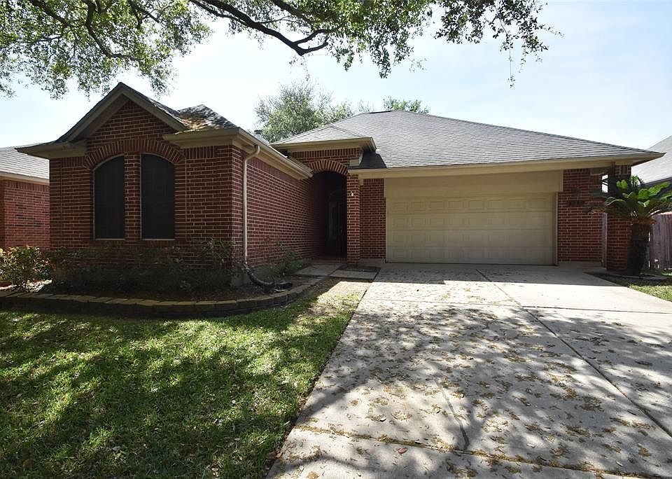 1st image of 138 Chandler Ct