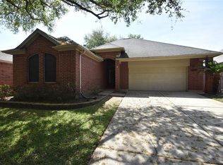 138 Chandler Ct, Sugar Land, TX 77479